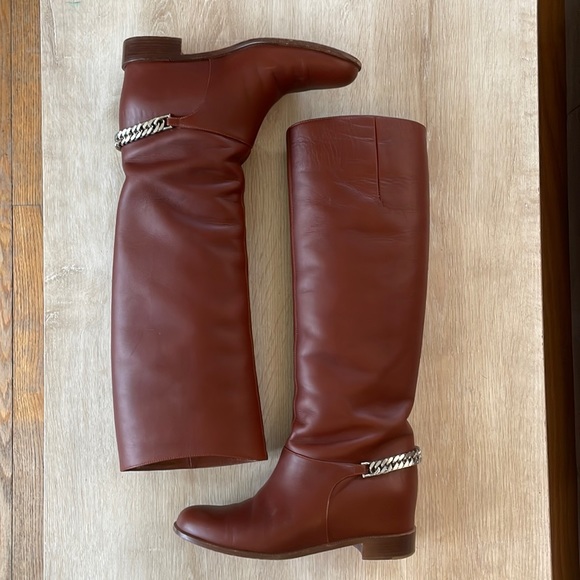 Louboutin Cate Chained Cognac Leather Riding Boots - 38.5 - Picture 7 of 9
